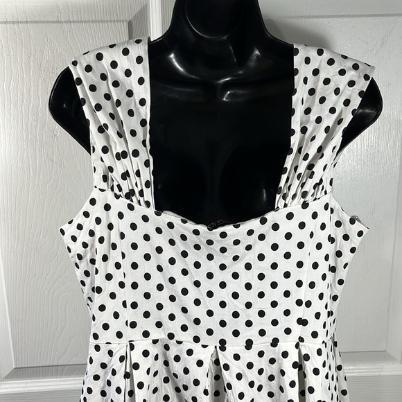 Acevog polka dot pleated dress - Picture 4 of 9